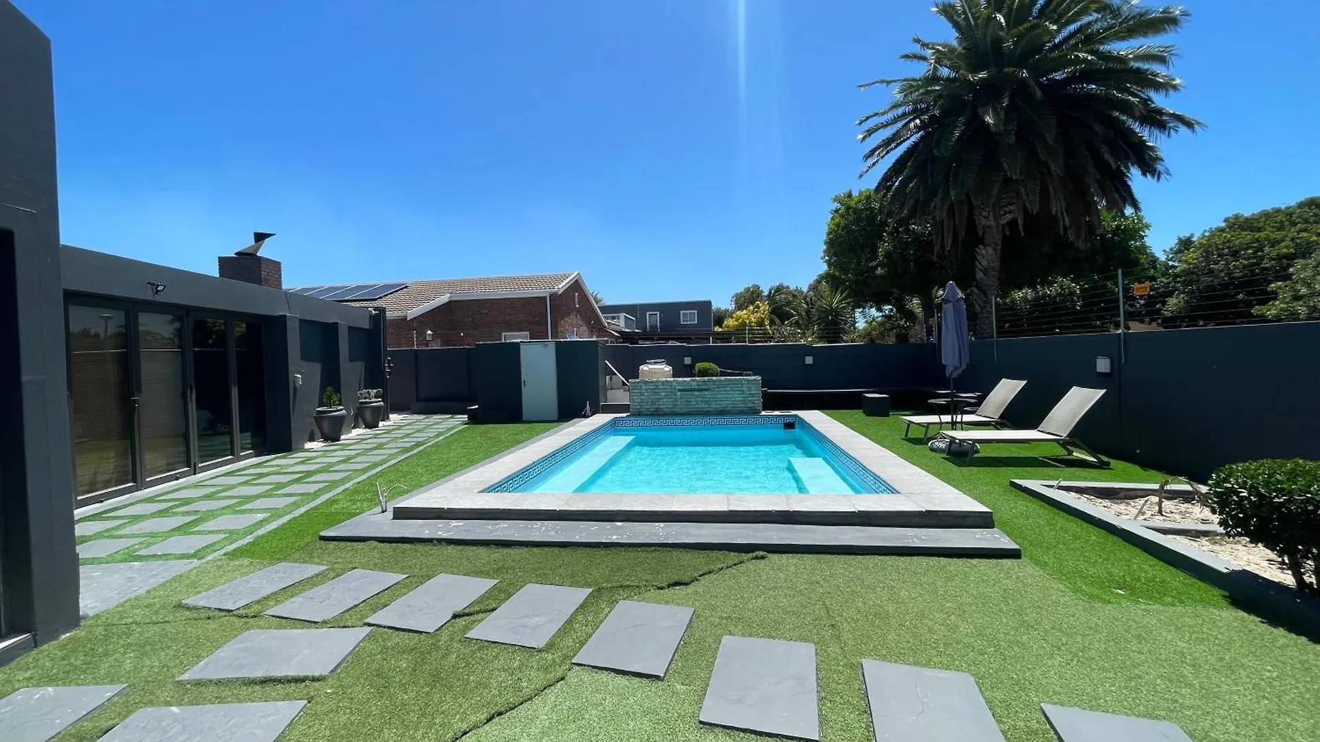 Apartment Paradise Cape Town